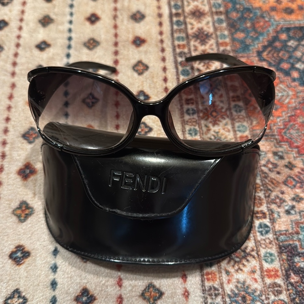 Fendi Gold Monogramed Glossy Black Sunglasses with Case. New condition! Classy!